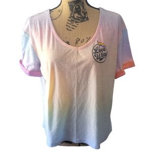 XL "Love Wins" LGBTQ pride pastel rainbow short sleeve v-neck t-shirt